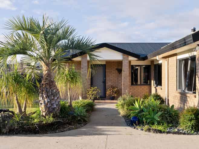 7 Margaret Place, Lytton West