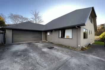 112D Linton Street, West End