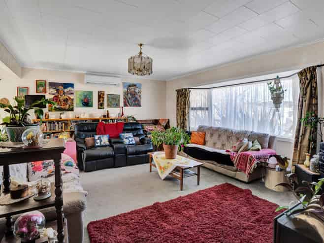 2 Handley Place, Glen Avon