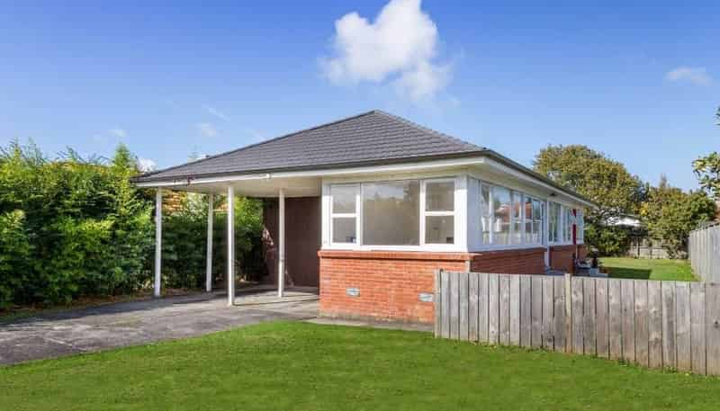 33 Parrish Road, Sandringham