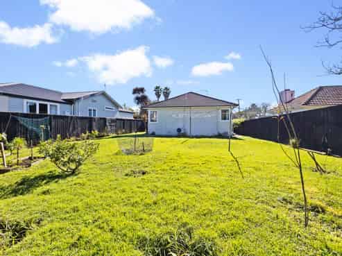 33 Parrish Road, Sandringham