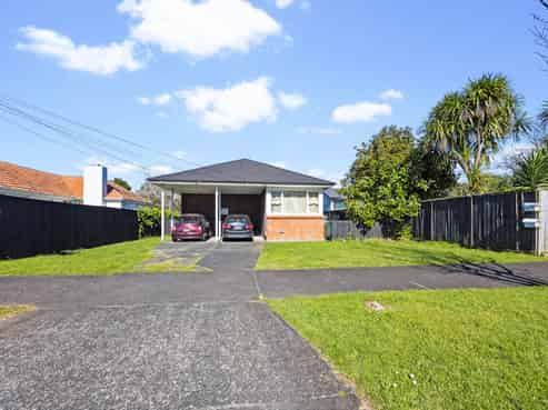33 Parrish Road, Sandringham