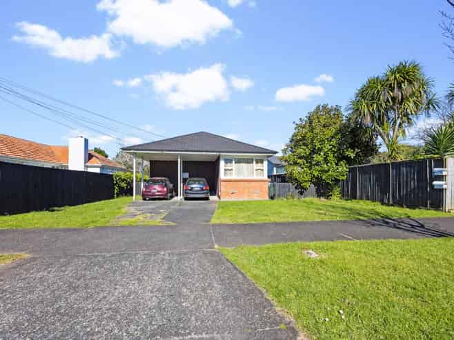 33 Parrish Road, Sandringham
