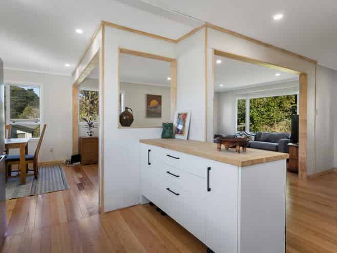 217 Tony Avenue, Thames