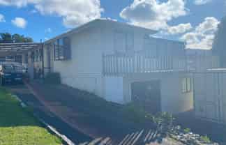 14 Bartlett Grove, Tawa