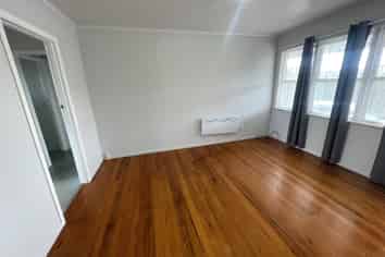 4/211 Shirley Road, Papatoetoe