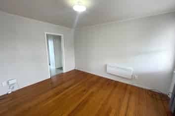 4/211 Shirley Road, Papatoetoe