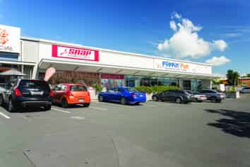 Retail for Lease – Strategic Westgate Location