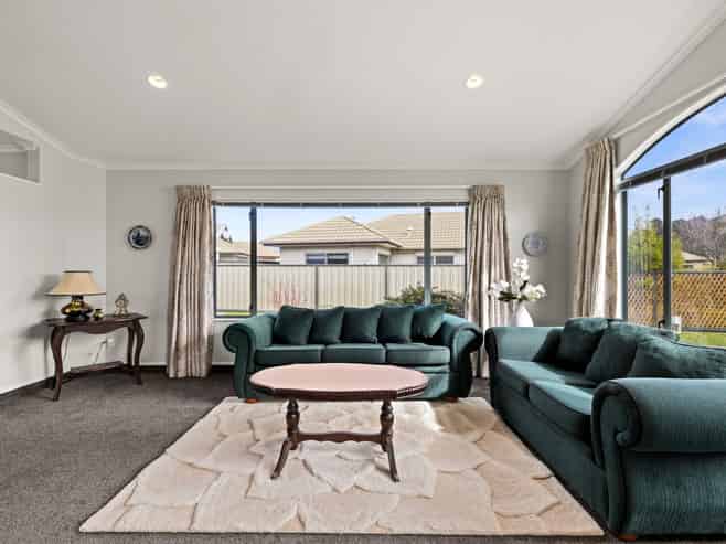 18 Claridge Place, Taradale