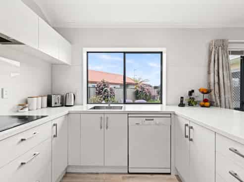 18 Claridge Place, Taradale