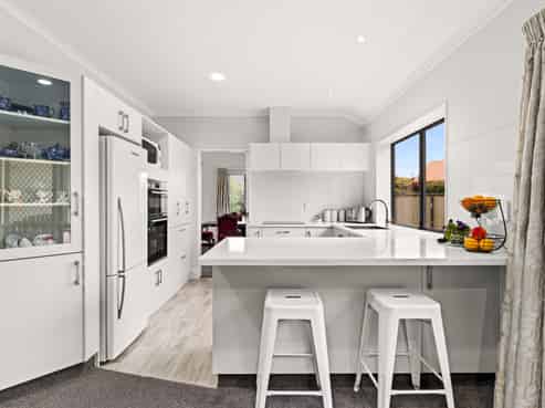 18 Claridge Place, Taradale