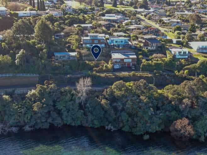 828 Wily Terrace, Acacia Bay