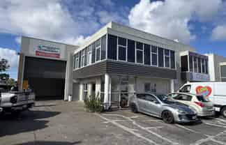 Prime William Pickering Drive opportunity