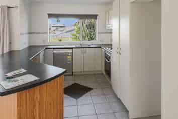 7 Rosebay Rise, Henderson