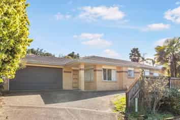7 Rosebay Rise, Henderson