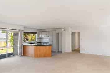 7 Rosebay Rise, Henderson