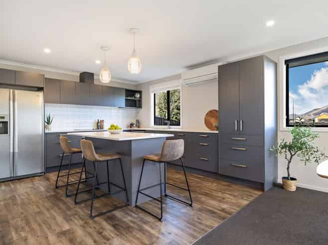 37 Peterley Road, Lower Shotover