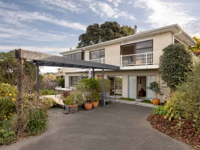 96 Omokoroa Road, Omokoroa