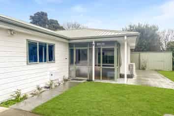 Hawkes Bay - Address withheld