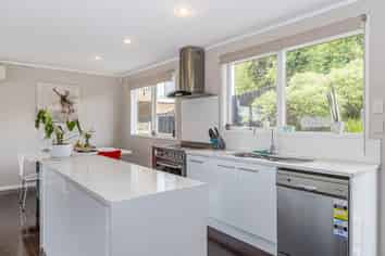97 Carlisle Road, Torbay