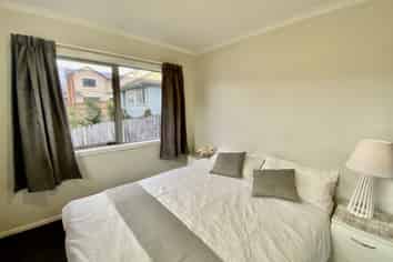 1a/44 Lorne Street, Hamilton Central