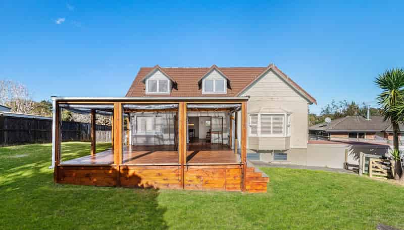 15 Victoria Avenue, Waiuku