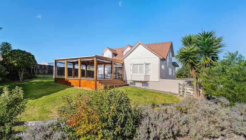 15 Victoria Avenue, Waiuku