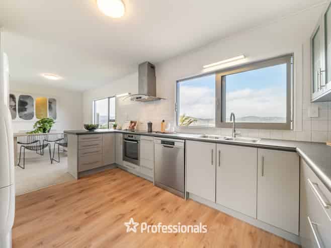 2 Stanhope Grove, Korokoro