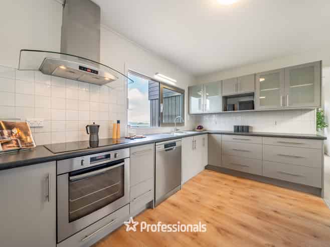 2 Stanhope Grove, Korokoro
