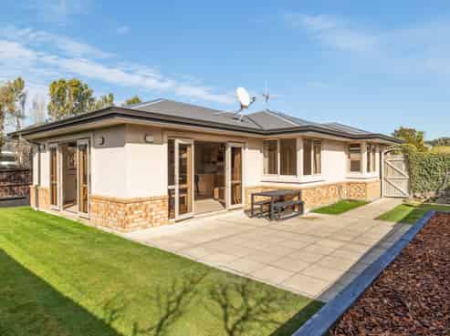 183 Estuary Road, South New Brighton