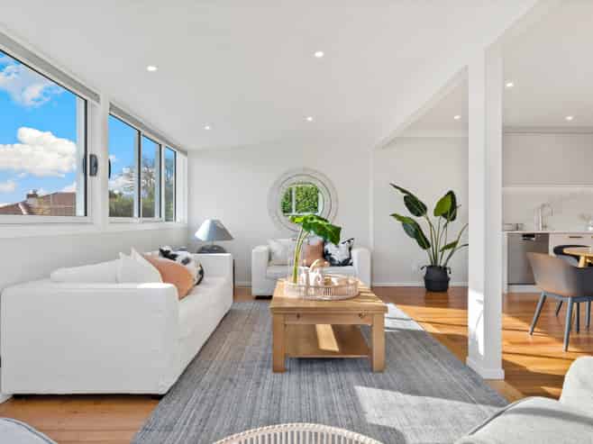 1/154 St Johns Road, Meadowbank
