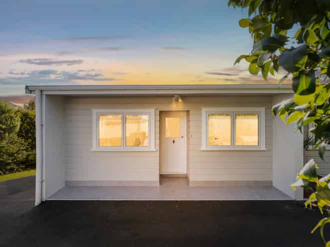 1/154 St Johns Road, Meadowbank