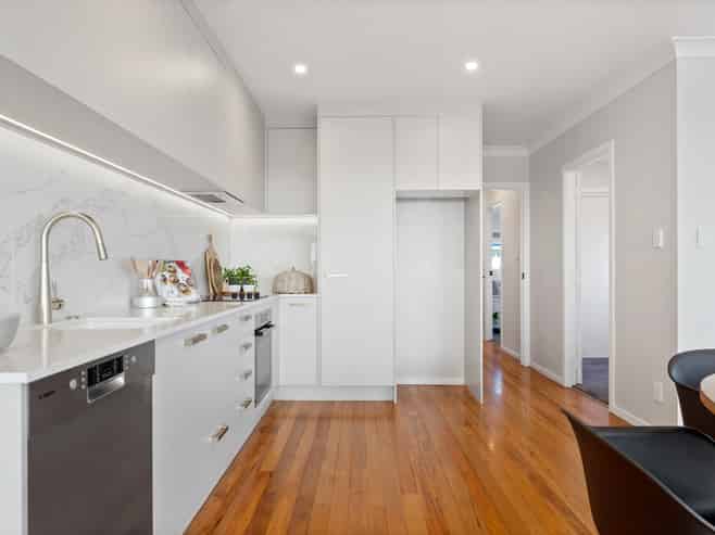 1/154 St Johns Road, Meadowbank