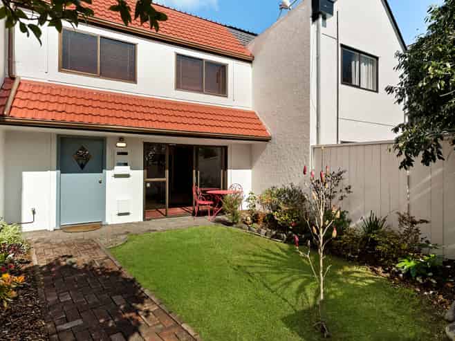 29 Wimbledon Way, Remuera