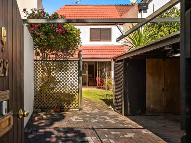 29 Wimbledon Way, Remuera