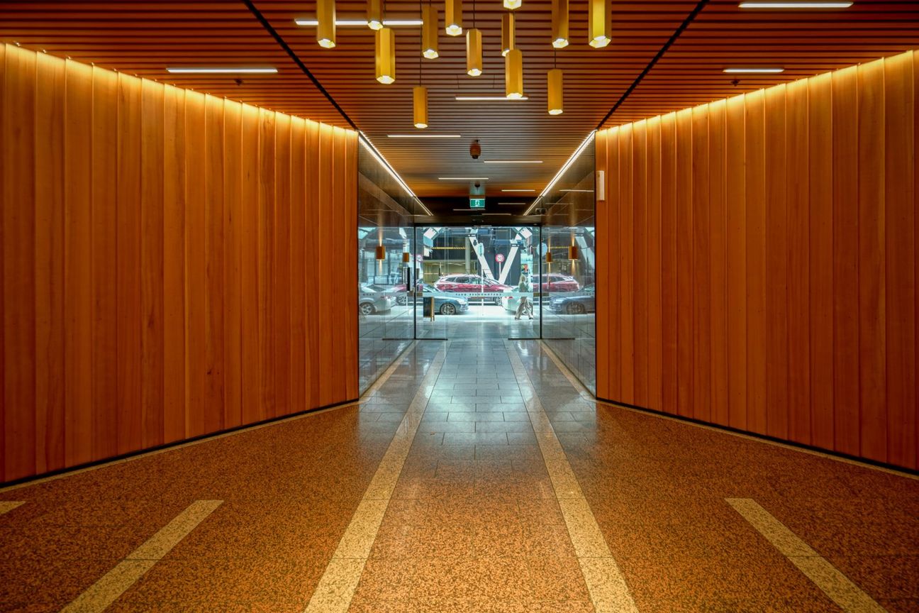 FOR LEASE – PREMIUM WATERFRONT OFFICE FLOOR - View 5