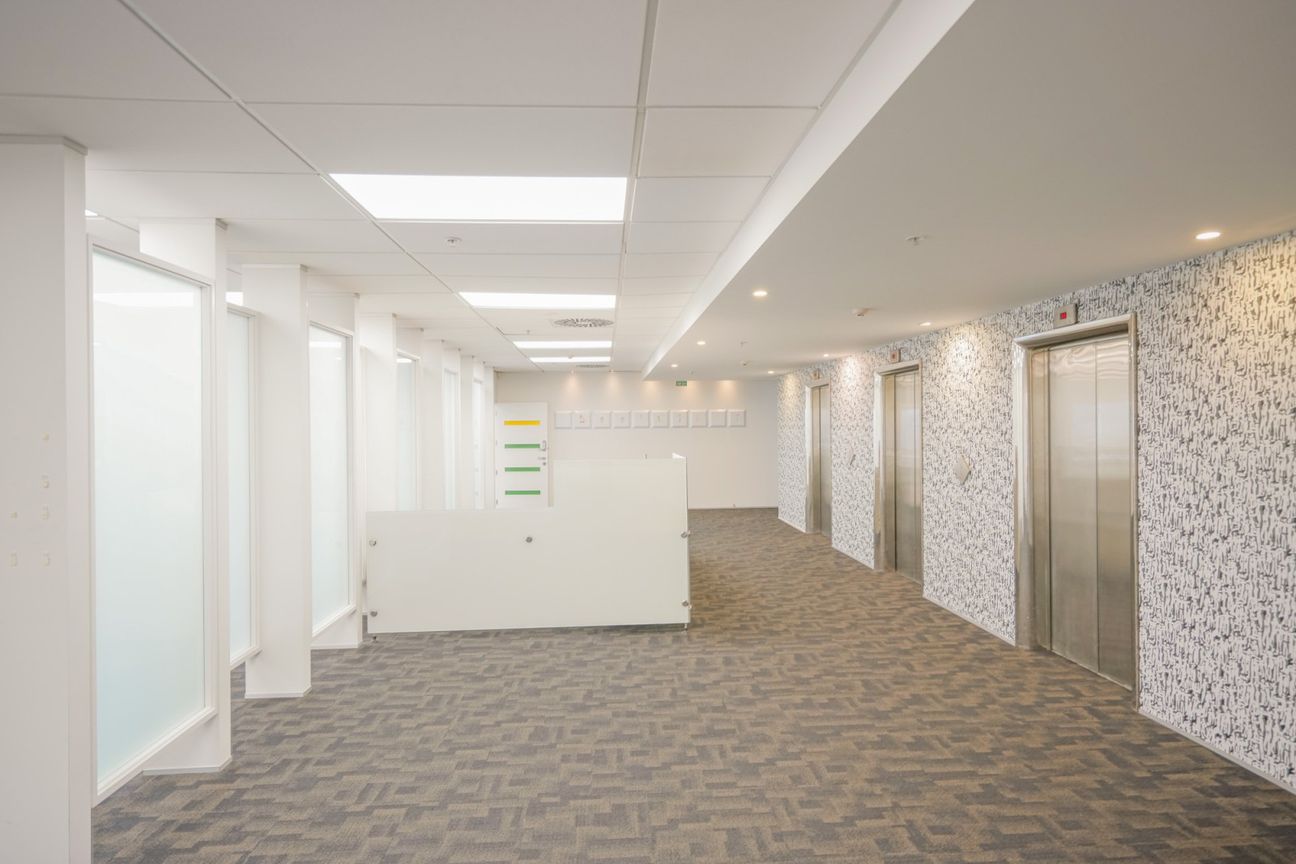 FOR LEASE – PREMIUM WATERFRONT OFFICE FLOOR - More