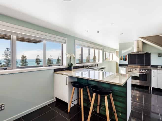 61/3 Shakespeare Road, Napier South
