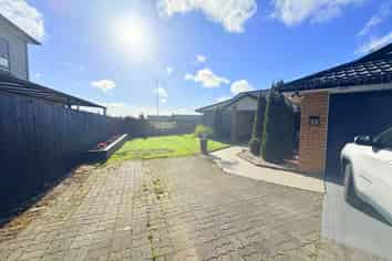 18 Tomes Lane, Favona