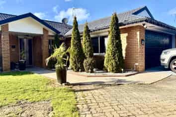 18 Tomes Lane, Favona