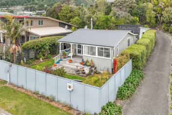 1142 Abel Tasman Drive, Takaka