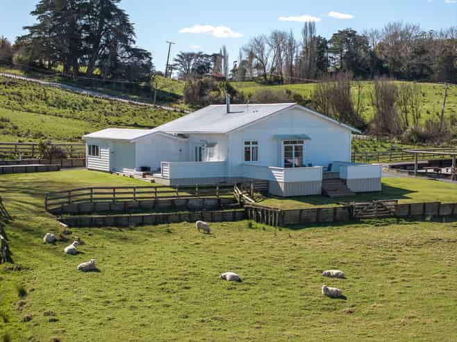 27 Church Hill Road, Port Albert