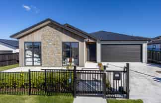 52 Tipu Crescent, Milldale