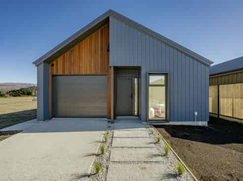 3 Booth Drive, Cromwell