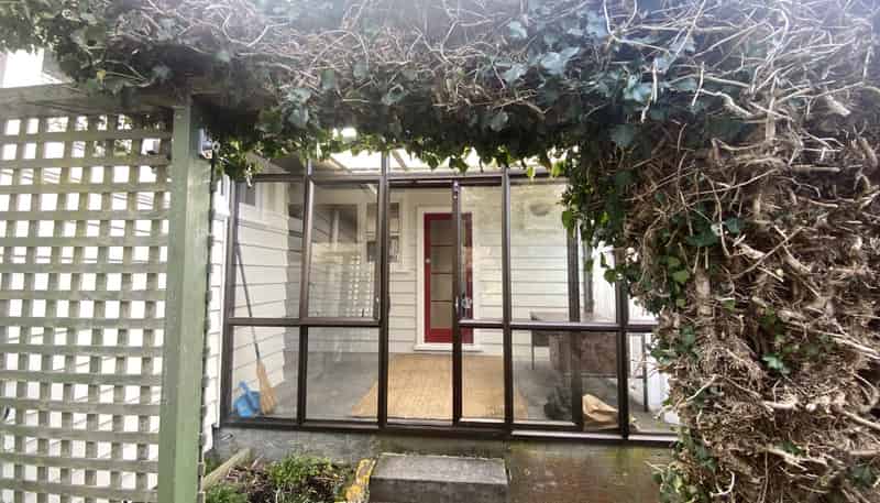 15 Norwich Street, Wadestown