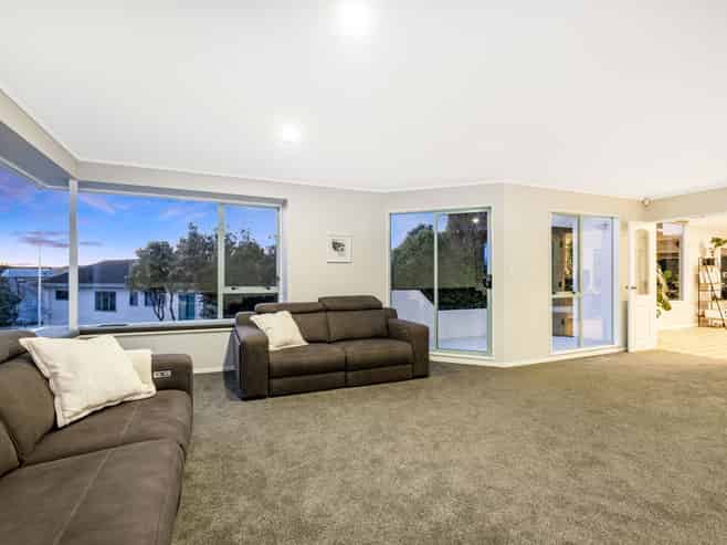 10 Portage Place, Whitby