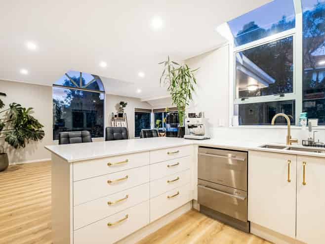 10 Portage Place, Whitby