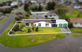 16 Kimberley Grove, Westbrook