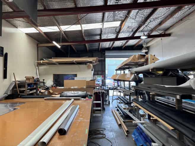 Well-located Greerton Industrial unit