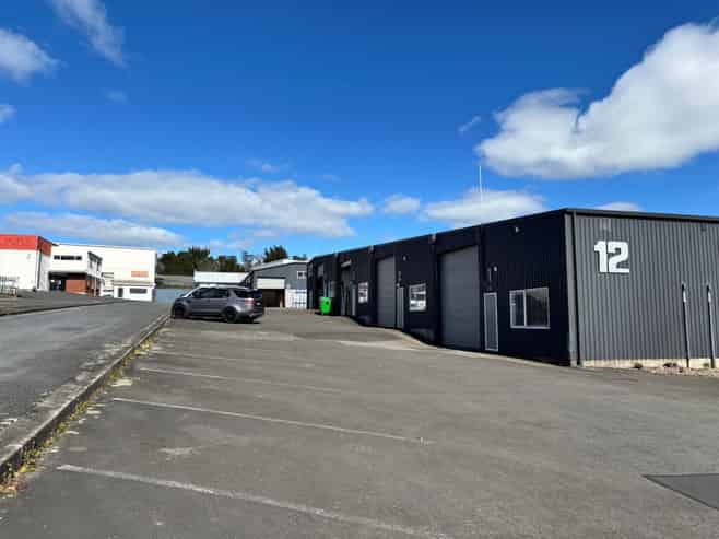 Well-located Greerton Industrial unit